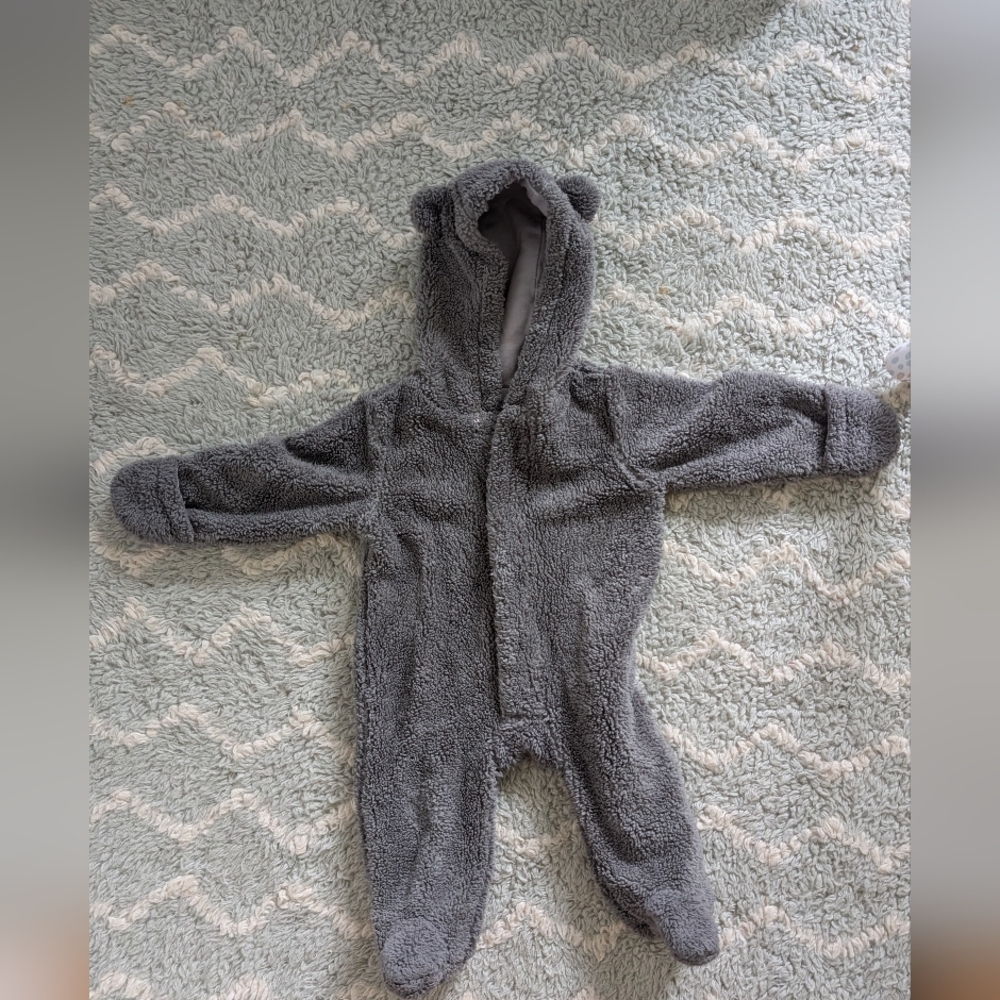 Magnetic Me Fuzzy Gray Kids Footie